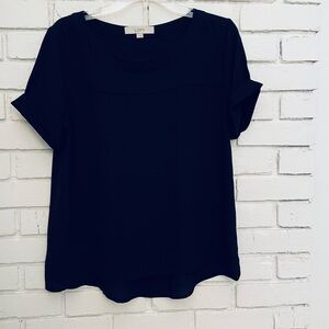 LOFT Black Cuffed Short-Sleeve Blouse Size Small